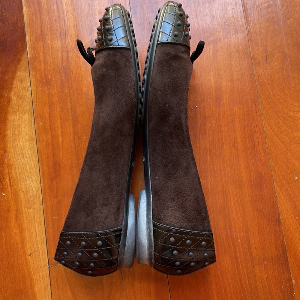 TOD’S - LEATHER AND SUEDE BALLERINA FLATS - Picture 11 of 14